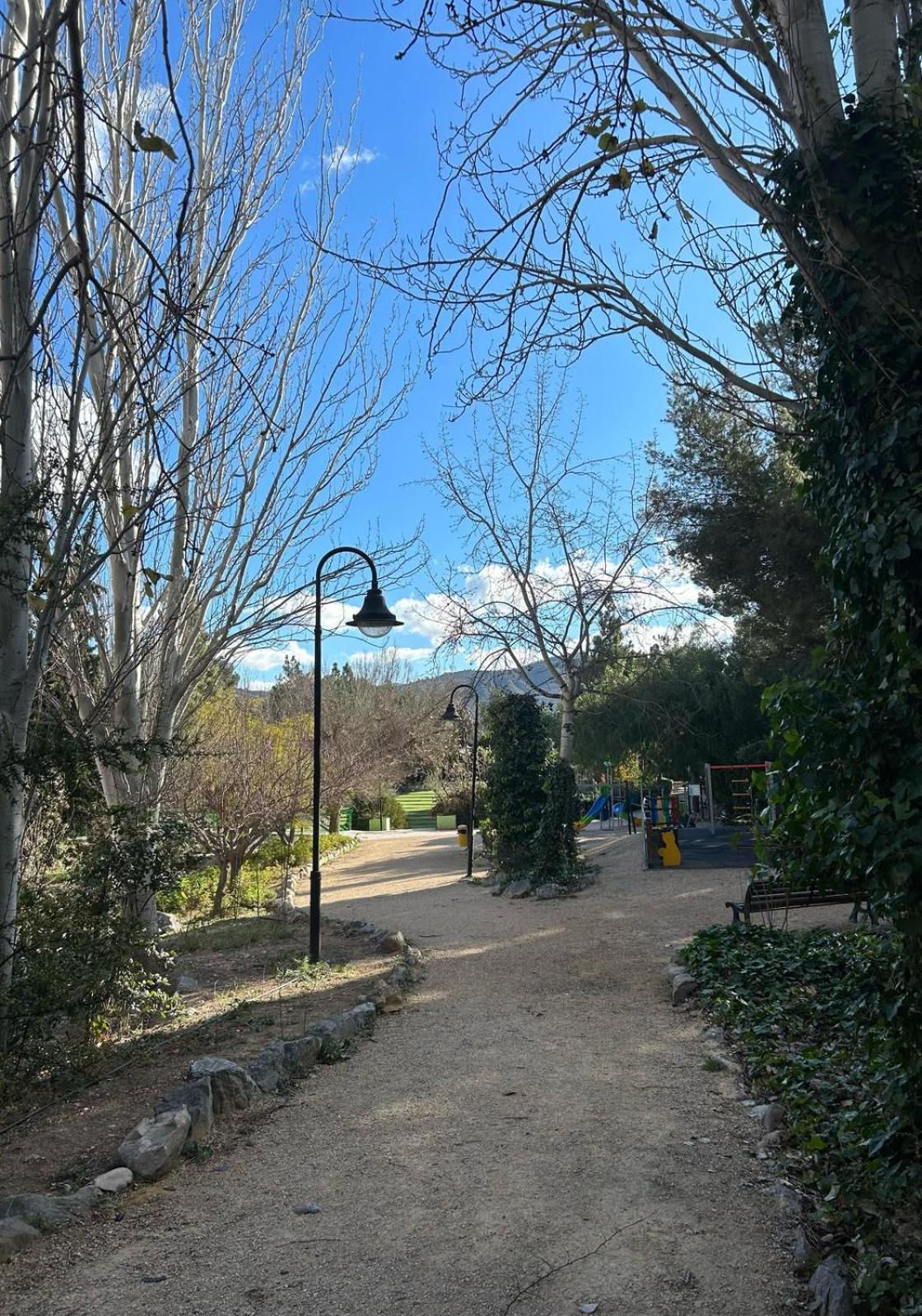דירות Jijona La Guarida Rustica Del Zorro מראה חיצוני תמונה